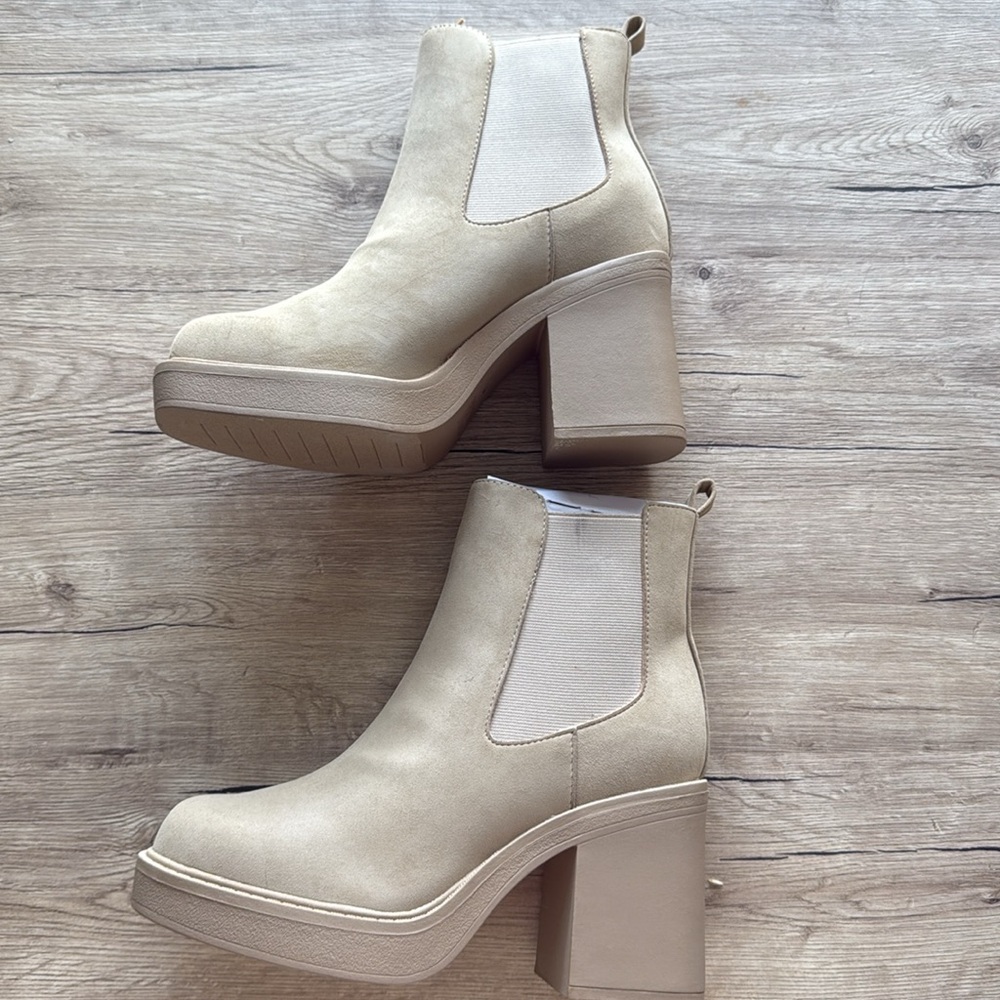 NEW suede block heel booties - Picture 3 of 8
